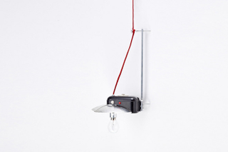 Illustration for article titled Check Out These Vintage Cameras Turned Into Handsome Lamps
